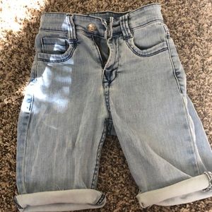 XS light wash knee shorts